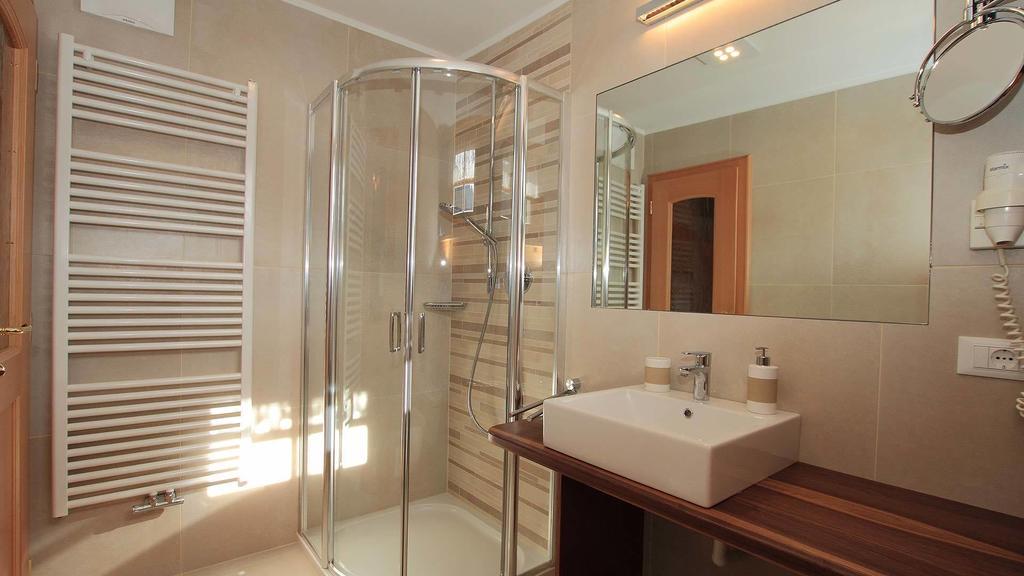 Bed And Breakfast Iman Santa Cristina Val Gardena Rom bilde